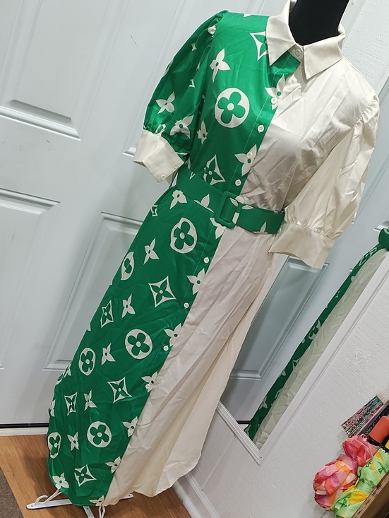 fashion space Dresses & Skirts - Cream and Green Two-Tone Button-Front Midi Dress